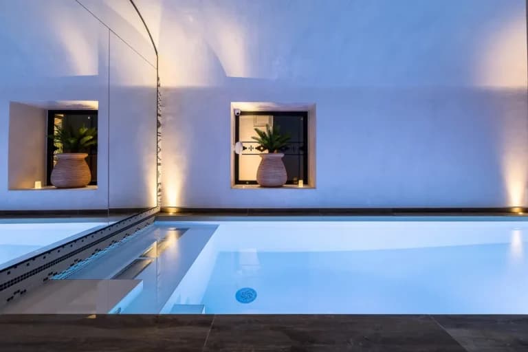 Piscine du Laz Hôtel Spa Urbain à Paris